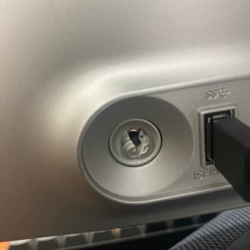 Power Joystick Tuşunun Kendi Kendine Kırılması Ve Garanti Kapsamında Ücretsiz Değişim Talebi