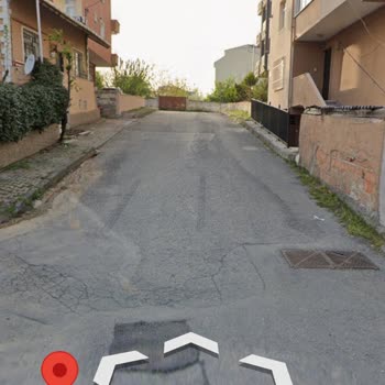 Akgüvercin Sokakta Karanlık Ve Güvenlik Endişesi: Acil Sokak Aydınlatması İsteği