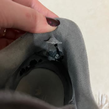 İç Astar Yırtılan Adidas Ayakkabı İçin Değişim Ve İade İsteği Reddedildi!