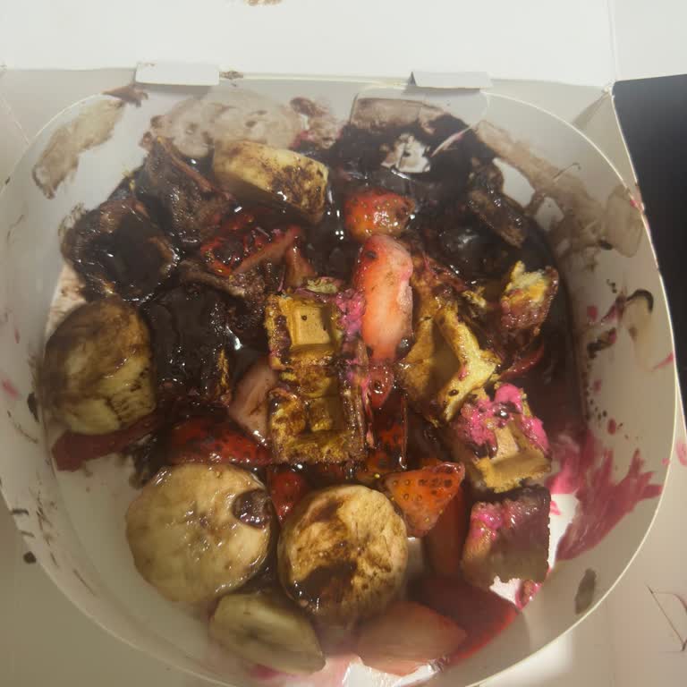 Pendik Şubesinde Bayat Ve Lezzetsiz Sipariş, Teslimat İki Saat Gecikti