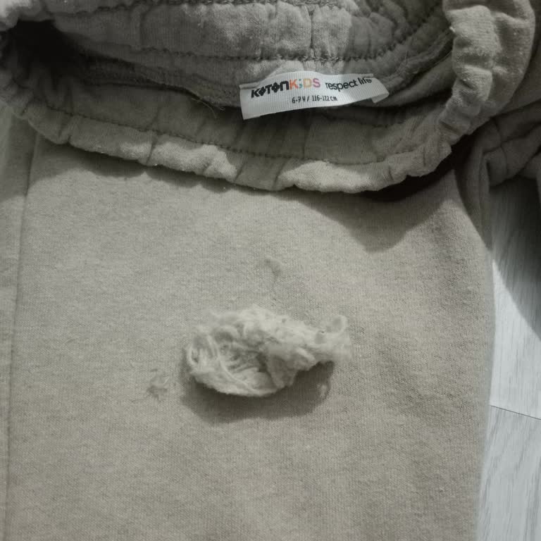 Koton Çocuk Eşofman Ve Sweatshirtlerinde Aşırı Tüylenme