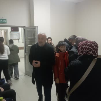 Doktorun Randevu Saatine Uymaması Ve Özel Gereksinimli Çocukların Bekletilmesi