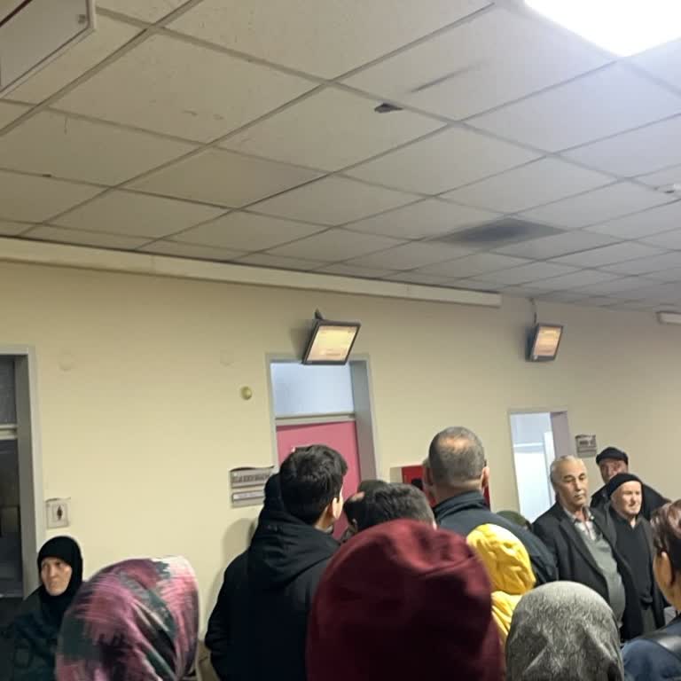 Randevu Saatinde Doktorun Yokluğu Ve Bilgilendirme Eksikliği