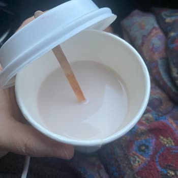 Opet Starbucks Otomatı Üzerinde Yarım Dolu Ve Lezzetsiz İçecekler İçin 420 TL İade Talebi