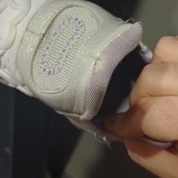 Skechers Kız Çocuk Ayakkabısında Erken Kırılma Ve Çatlamaya Karşı Para İadesi Talebi