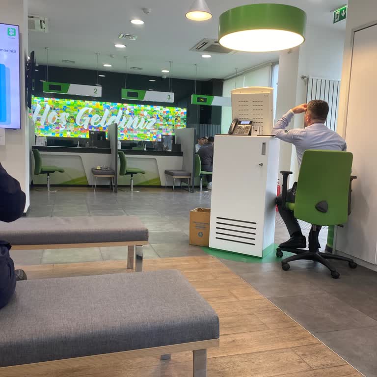 Garanti Bankası Yakacık Şubesinde Yetkisiz Transfer Ve Müşteri İlgisizliği