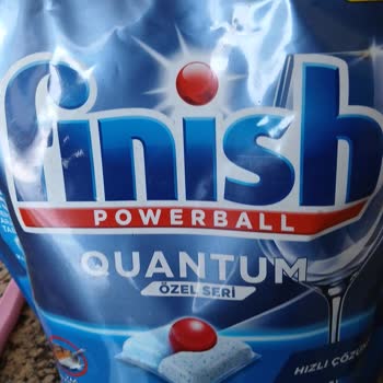 Unzureichende Reinigungsleistung von Finish Quantum Geschirrspültabs