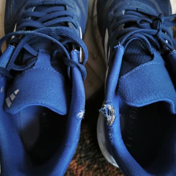 Adidas Ayakkabısında Hızlı Aşınma Ve İade Talebi