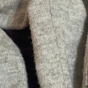 İstanbul Buyaka AVM H&M Kazakta Kısa Sürede Tüylenme Ve İade Talebi