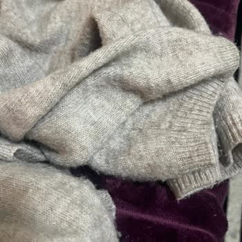 İstanbul Buyaka AVM H&M Kazakta Kısa Sürede Tüylenme Ve İade Talebi