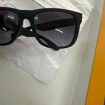 Ray-Ban Gözlüğümde Çizik Cam Değişimi Reddedildi