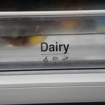 Kahvaltılık Çekmecedeki Çatlak Garanti Dışı Ve Ücretsiz Değişim Talebi