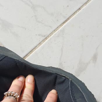 10 Yıllık Garanti Sözü İhlal Edildi, Bot 2 Yılda Açıldı Ve Mağaza Garanti Bitti Dedi