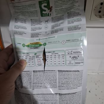 Kolaymama Ambalajı Kesik Gelen Köpek Maması İçin Yeniden Değişim Talebi