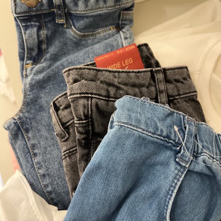 LCW Kuşadası Mağazasında Fişsiz Hediye Pantolon Değişimi Reddedildi