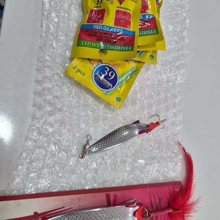 Delik Kargo Paketi Ve Müşteri Hizmetinde Özür Eksikliği