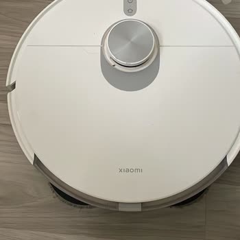 Xiaomi S20 Plus Robot Süpürge Su Haznesi Çatladı Ve Yedek Parça Yok