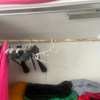 Söylenen Sünger Gelmedi, Eksik Parçalar Ve Ek Ücret Talebi