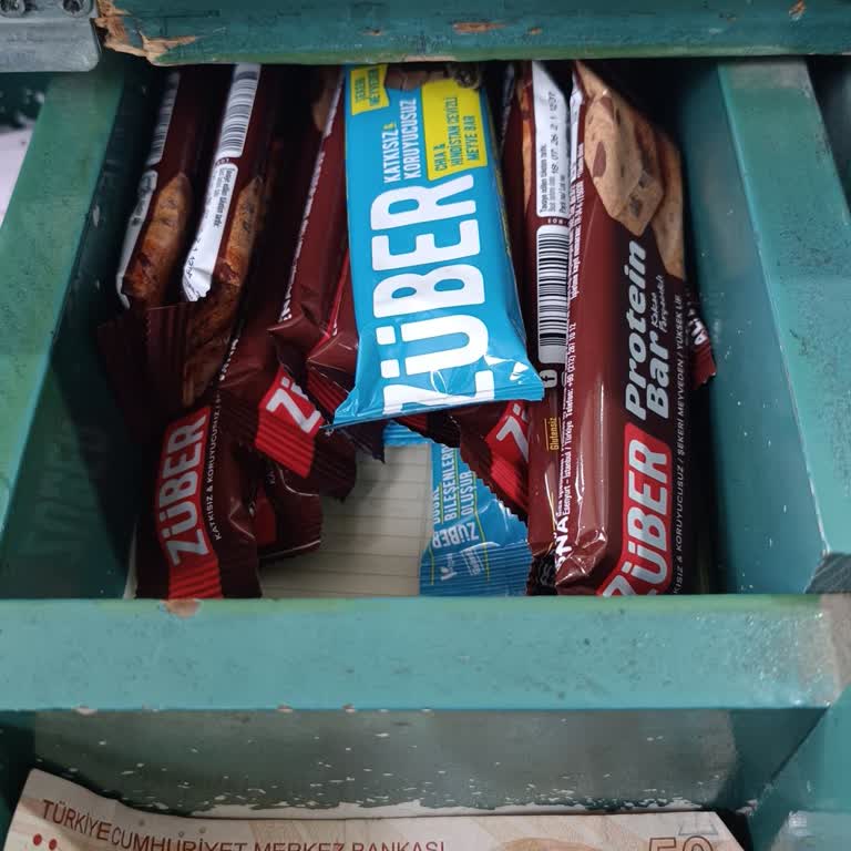 Zuber Protein Barı İçeriği Yanlış, Tatı Kötü