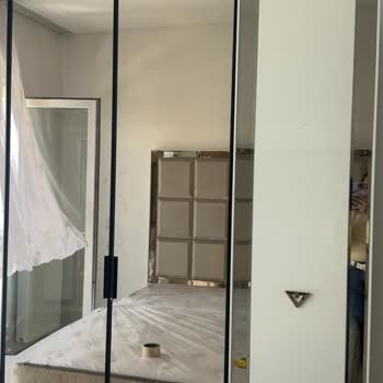 Renk Uyumsuzluğu Ve Montaj Hataları İçin Çözüm Sunulmayan Yüksek Fiyatlı Mobilya Şikayeti