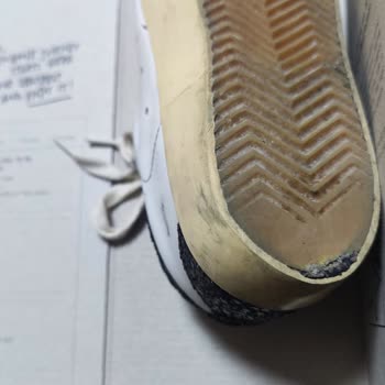 Golden Goose Ayakkabısının Kısa Sürede Deforme Olması Ve Mağazanın Kullanıcı Hatası İddiası