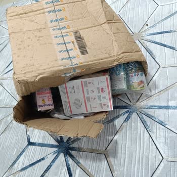 Bebek Maması Kargosu Kırık Ve Yırtık Teslim Edildi