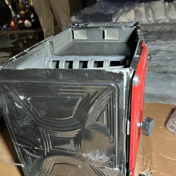 Paquete de UPS entregado en mal estado, exijo cambio o reembolso