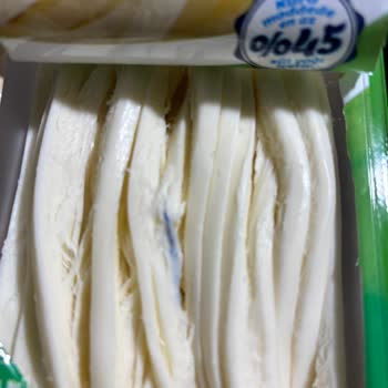 Aknaz Eritme Peynirinde Mavi Tel Benzeri Yabancı Madde