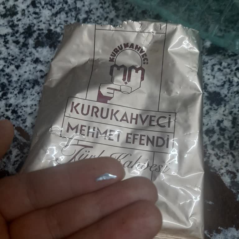 Kahvede Metal Parçası ve Beyaz Parçacık Şikayeti