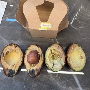 Migros'ta 'Yemeye Hazır' Avokadolar Çürük Çıktı