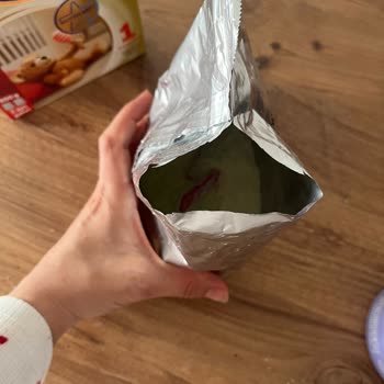 Bebelac Gold Mamada Ölü Balık Kokusu Ve Bebek Kusması