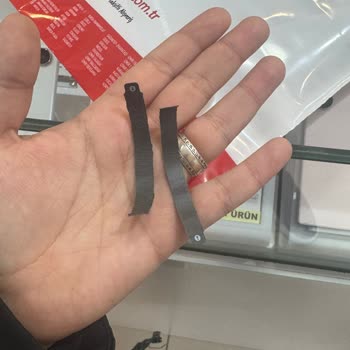 Mağazadan Telefon Kutusu Açıldı Ve Zorunlu Kuruldu