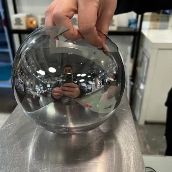 Kırık Cam Fanuslar Ve Panora Mağazasında Değişim Yapılamadı