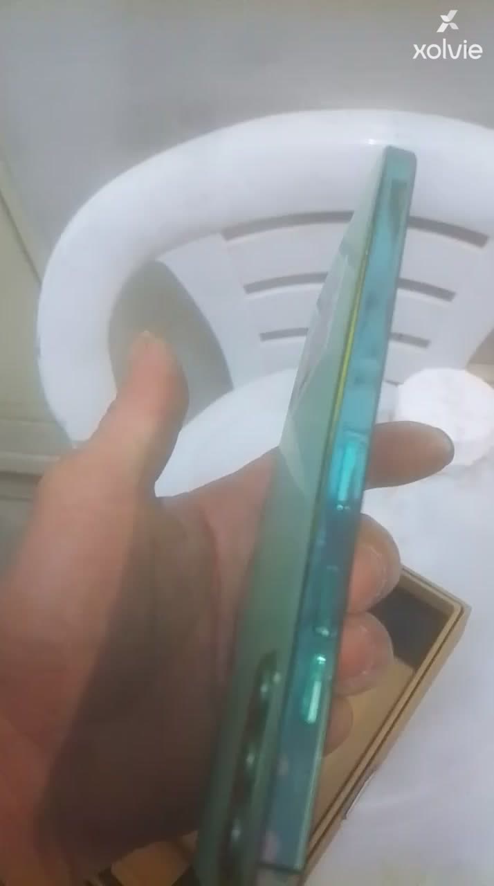 Reeder Phone Battery Swelled After One Year of Normal Use video cover