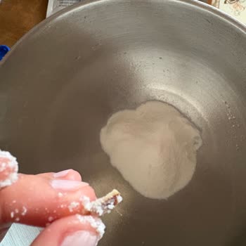 Dr. Oetker Krem Şantide Tanımlanamayan Cisim