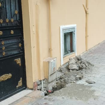 İSKİ'nin İzinsiz Vana Değişikliği Sonrası Boru Kırılması Ve Hijyen Riski