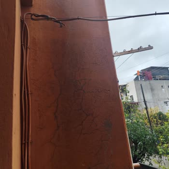 Toroslar Elektrik'te Yangın Riski Yaratacak Kablo Ve Geciken Müdahale