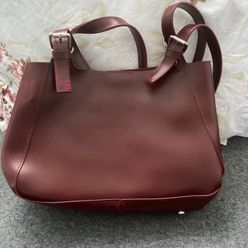 Shule Bags William Omuz Çantasında Tekrarlanan Dikiş Ve Deri Kusurları