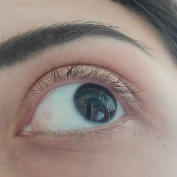 Raya Güzellik Salonu İpek Kirpik Uygulamasındaki Hijyen Eksikliği Göz Enfeksiyonuna Yol Açtı