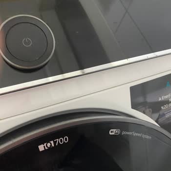 Siemens Çamaşır Makinesinde Renk Atması Ve Servisin Sözünü Tutmaması