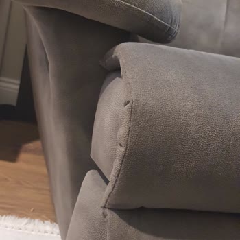 Sağ Kol Dayama Kısmının Erken Kopması Ve Teknik Destek Yetersizliği