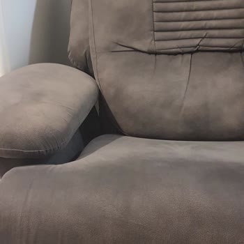 Sağ Kol Dayama Kısmının Erken Kopması Ve Teknik Destek Yetersizliği