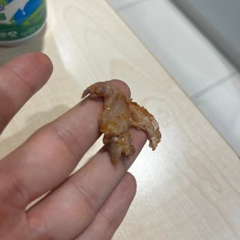 Çiğ Tavuk Ve Ödeme Sorunu: Sağlık Riski Ve Haksız İddialar