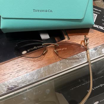 Gözlüğün Vidalarının Çıkması Ve Garanti Kapsamında Değişim Talebi