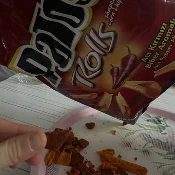 Patos Rolls Cipsinde Siyah Yağlı Madde Bulundu