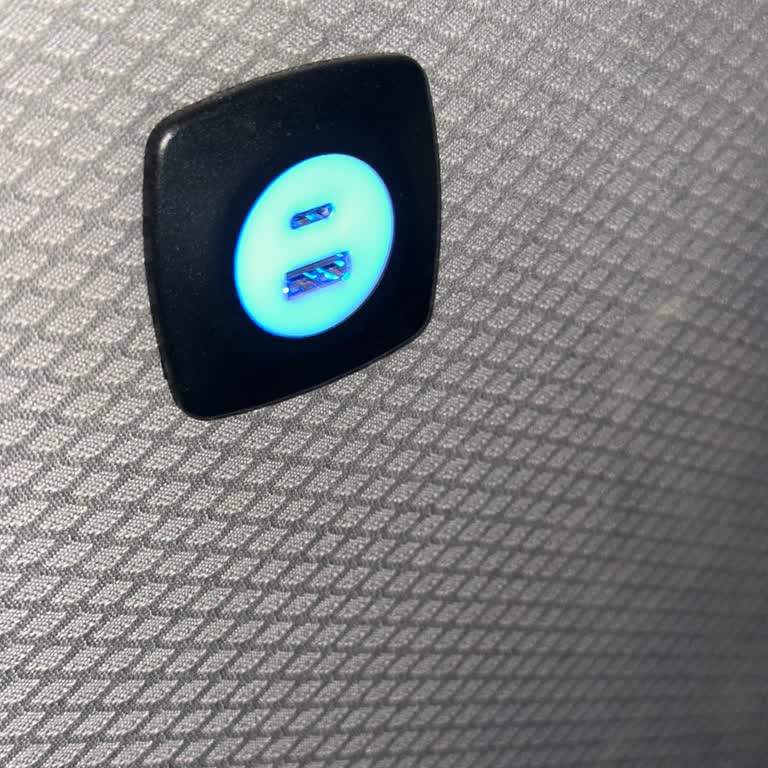 Aras Turizm Hem Araç Şarj Yeri Bozuk Hem de Saygısız