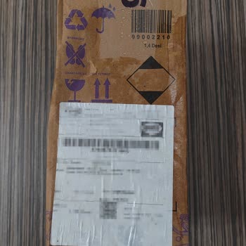 Kargo Teslim Edildiği Söylendi, Yağmurda Bırakıldı