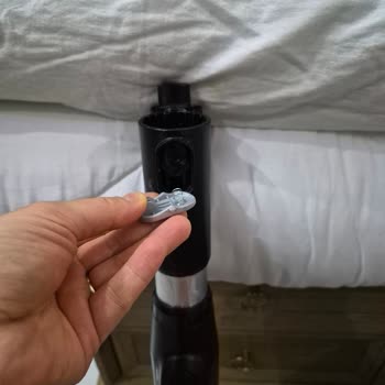 Bosch Ultimed 7 Dik Süpürge Borusunun Çatlaması Ve Ücretsiz Parça Değişimi Talebi