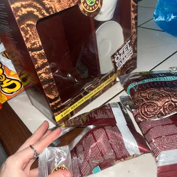 Açık Paketli Türk Kahvesi Setinde Hijyen İhlali Ve İade Talebi