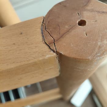 Ayıplı Çalışma Masası Ve Cevapsız Müşteri Hizmeti